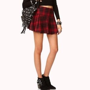 Cute h&m red plaid skirt